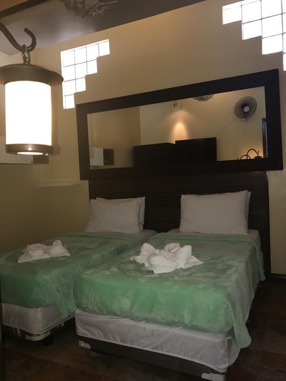 Bed & Breakfast Mactan Breeze - Airport 2*