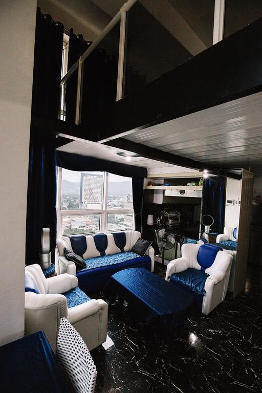 Apartment 2 Floor Luxury Loft Cebu