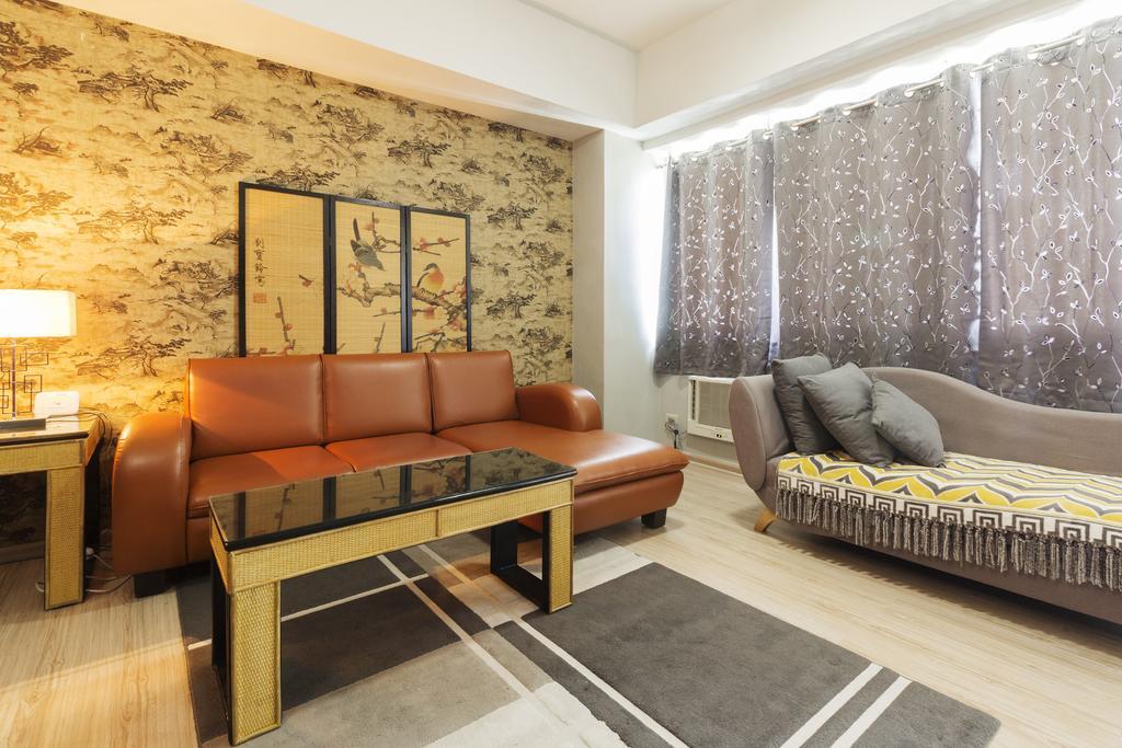 La Mirada Beachfront Condo: Ocean Views & Amenities