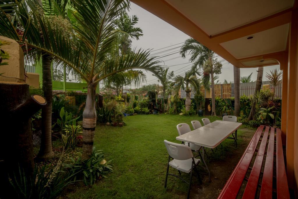 Jenjen's House Guest house *