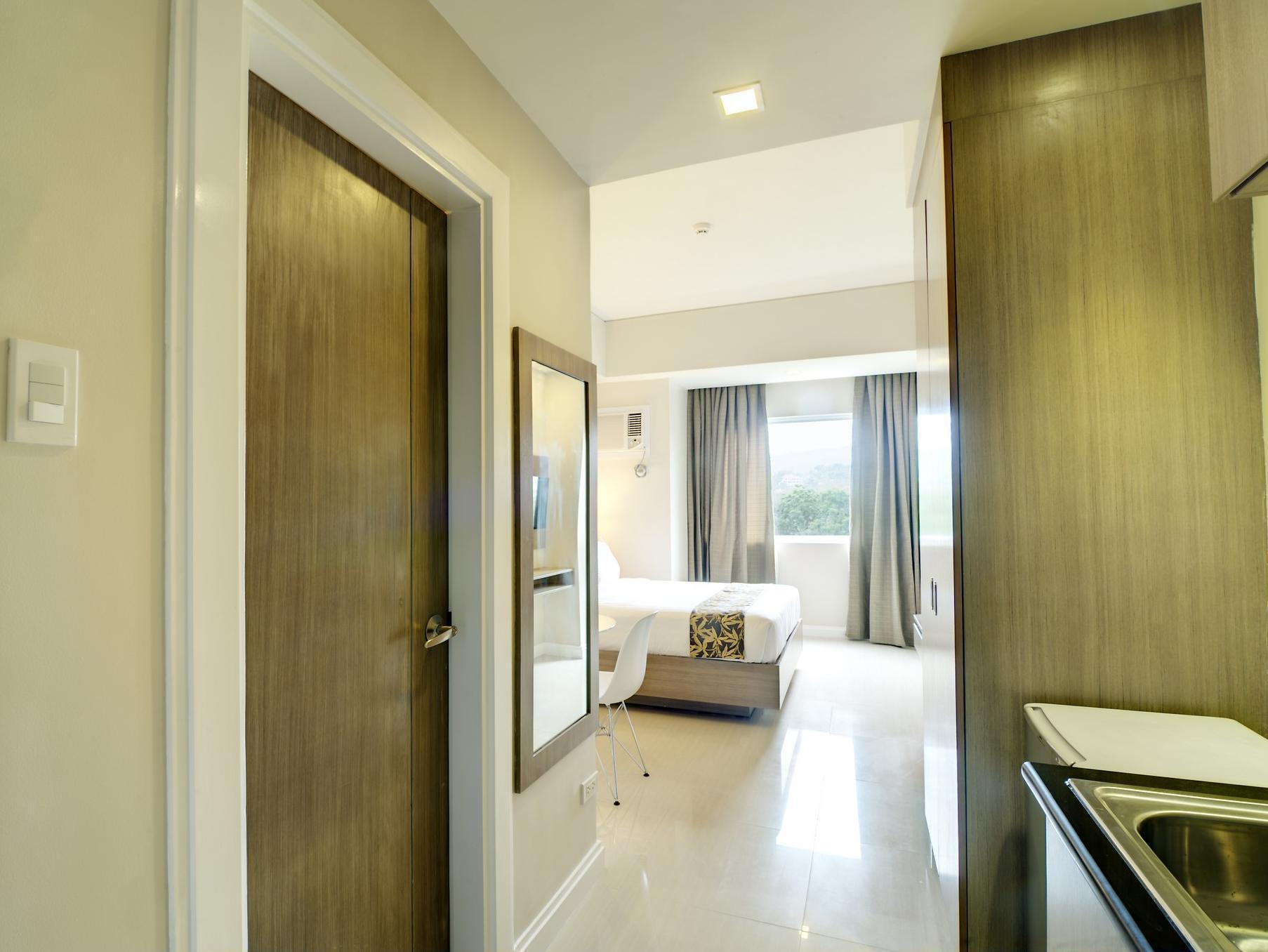 Hotel Zerenity & Cebu