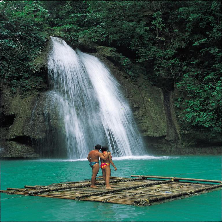 Island Wellness Badian