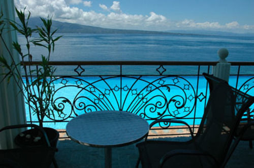 Eden Resort 3*