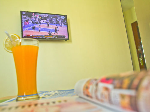 Canberry Hotel 2*