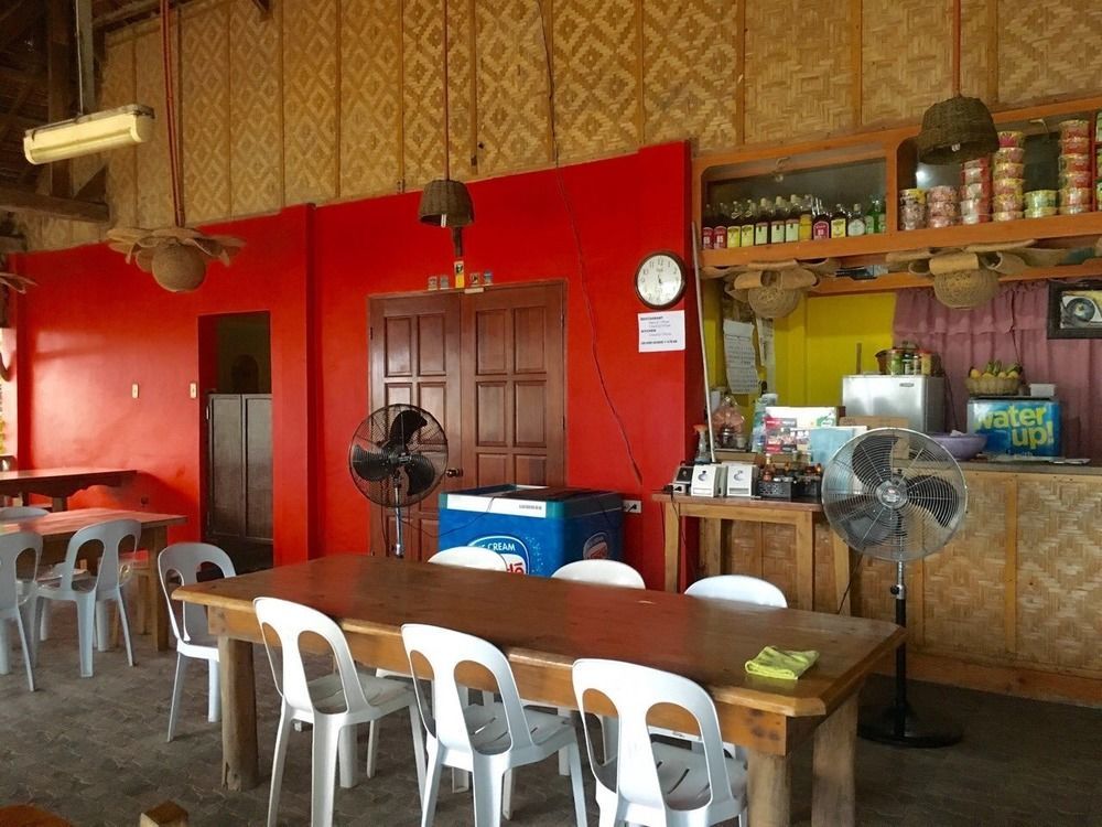 Hk And Restaurant Moalboal
