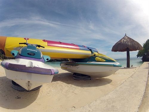 Mangodlong Rock Resort 2*