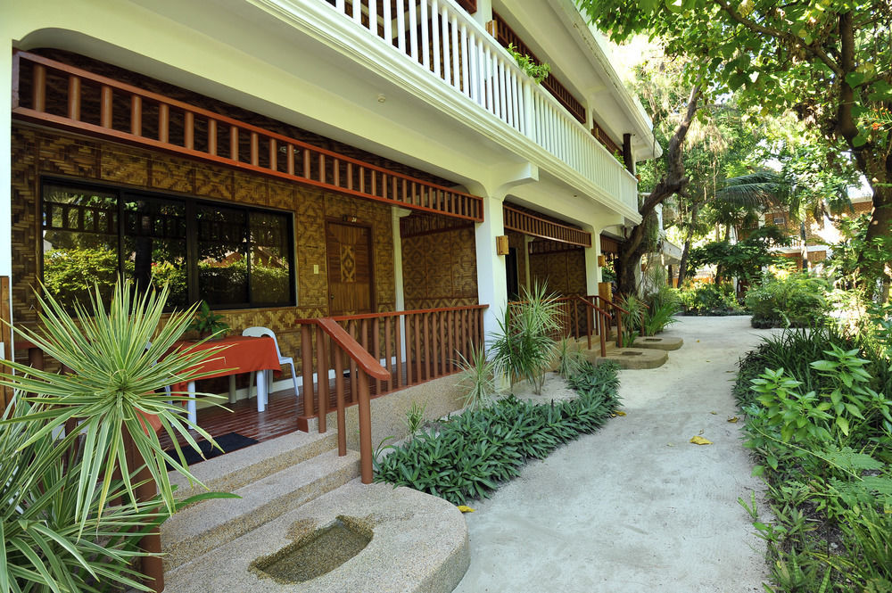 Hotel Exotic Island Dive & Logon