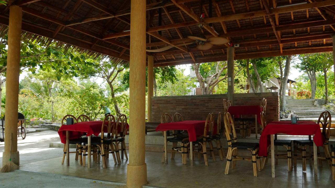 Resort T Breeze Coastal Moalboal