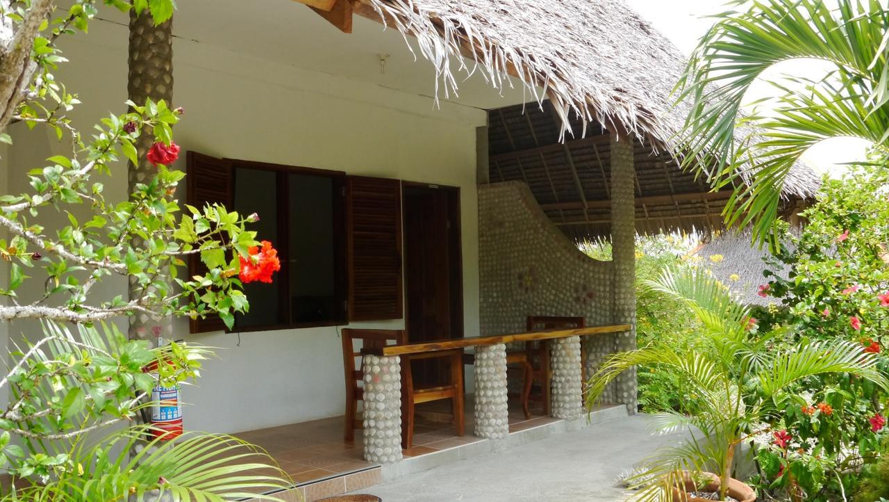 T Breeze Coastal 4* Moalboal