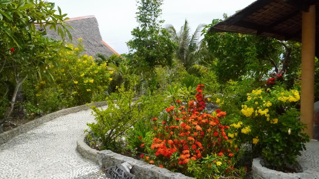 Resort T Breeze Coastal Moalboal