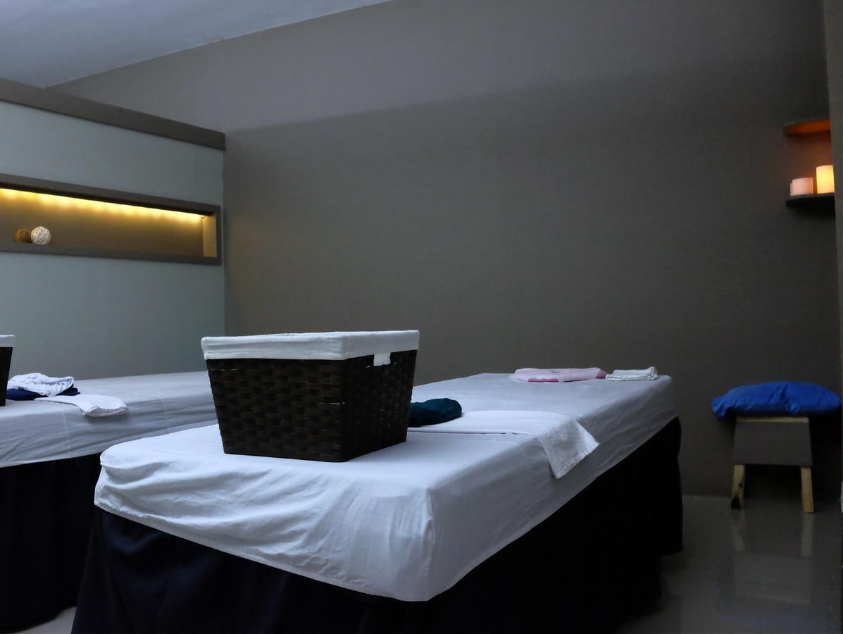 Hotel Sebastien Lapu-Lapu City