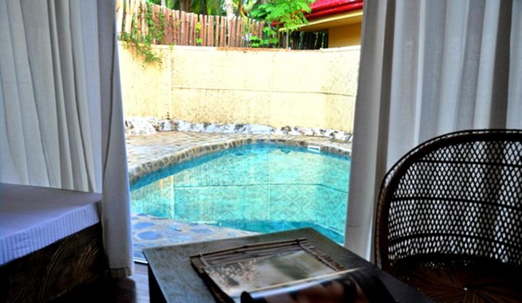 Agila Pool