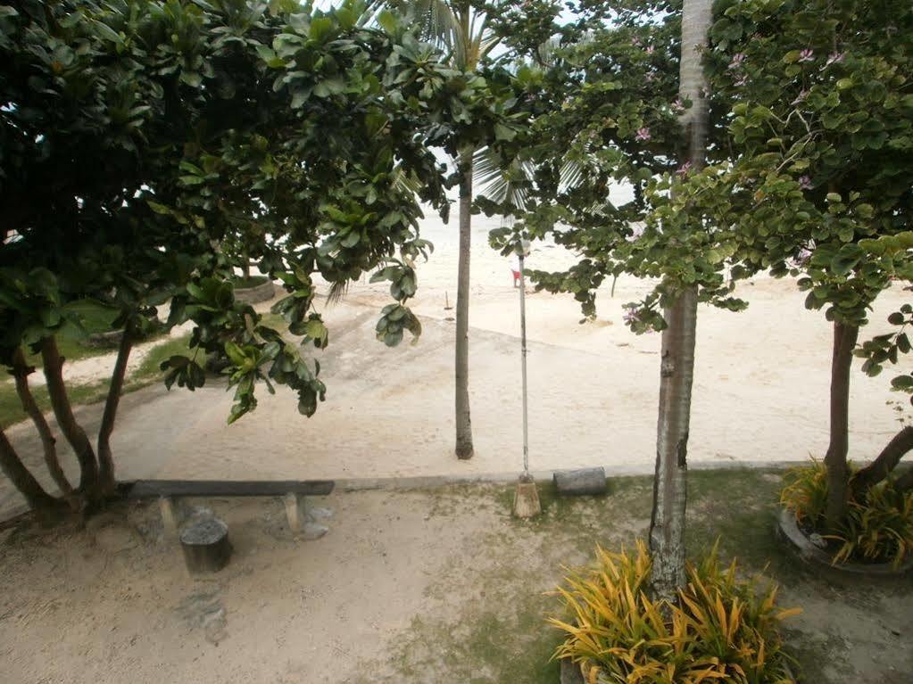Durhan White Beach Hotel