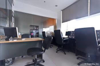 Alpa Hotel