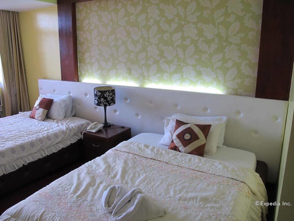 Hotel Oyo 159 San Remigio Pensionne 2*
