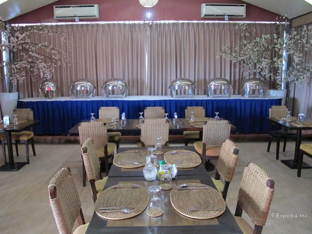 Oyo 159 San Remigio Pensionne Hotel 2*