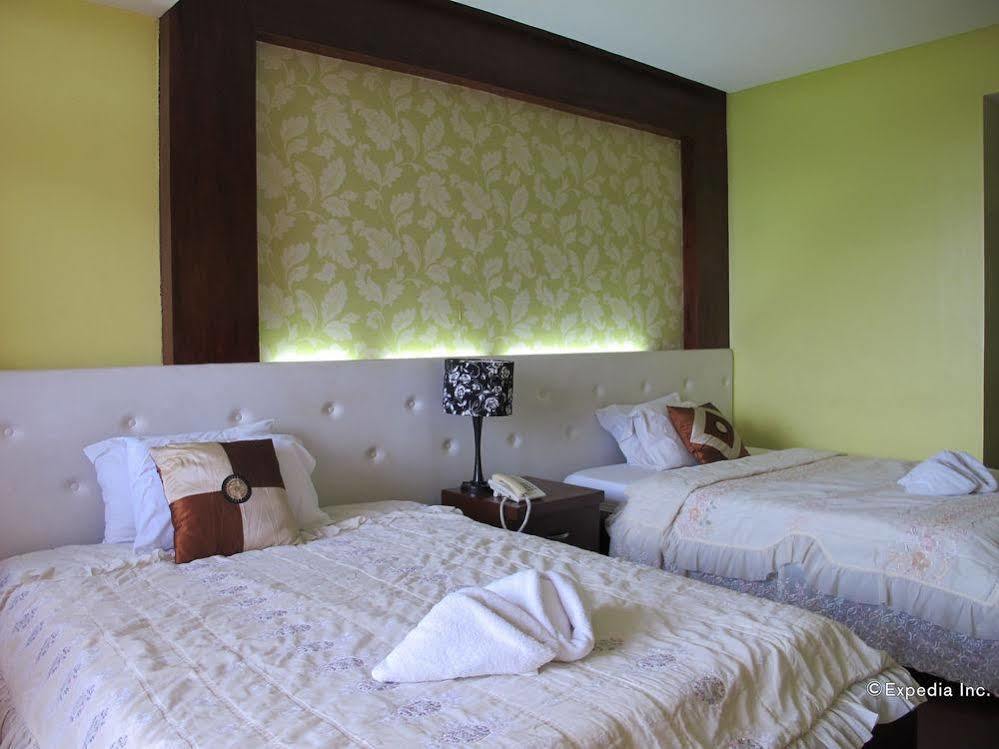 Hotel Oyo 159 San Remigio Pensionne