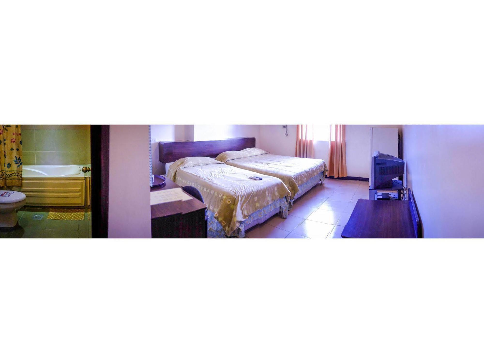 Crowne Garden 2*