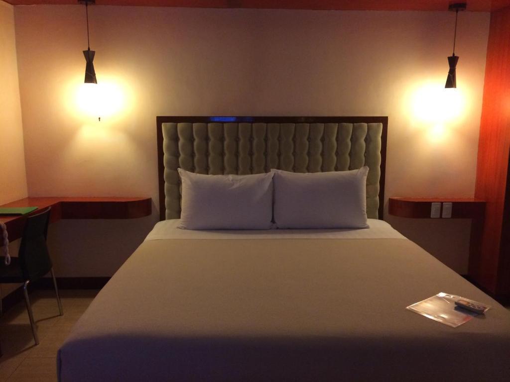Hotel Cebu Dulcinea And Suites-mactan Airport