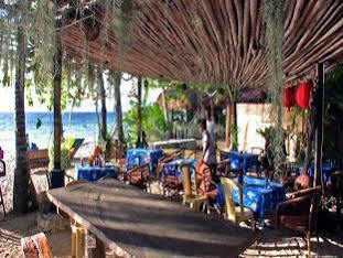 Ravenala Resort 3*