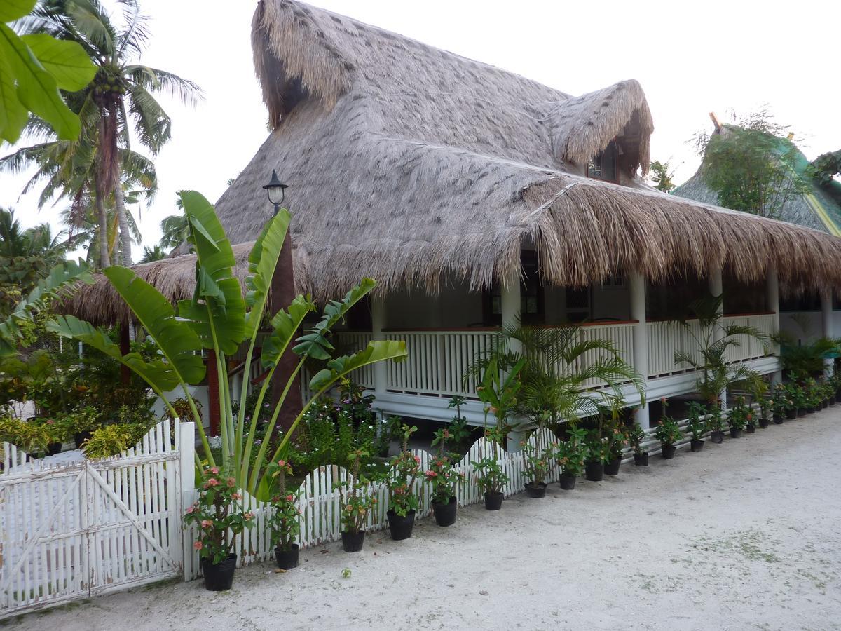 Aabana & Watersport 3* Logon