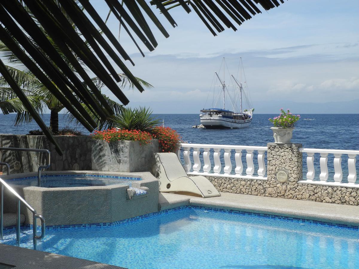 Resort Oceanfront Paradise 3*