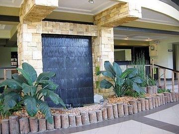 Lancaster Cebu Hotel
