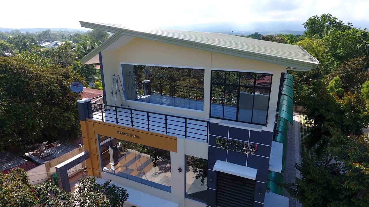 bahay-panuluyan Ralphseej House *