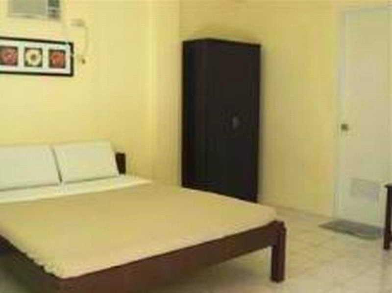Tickety Boo Hotel Santa Fe (Cebu)