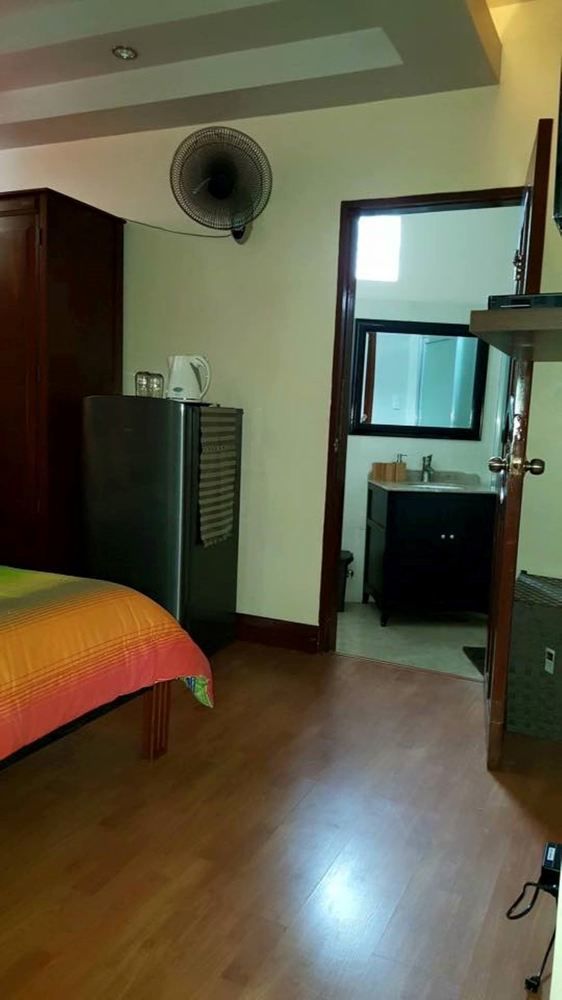 Bed & Breakfast Mactan Breeze - Airport 2*
