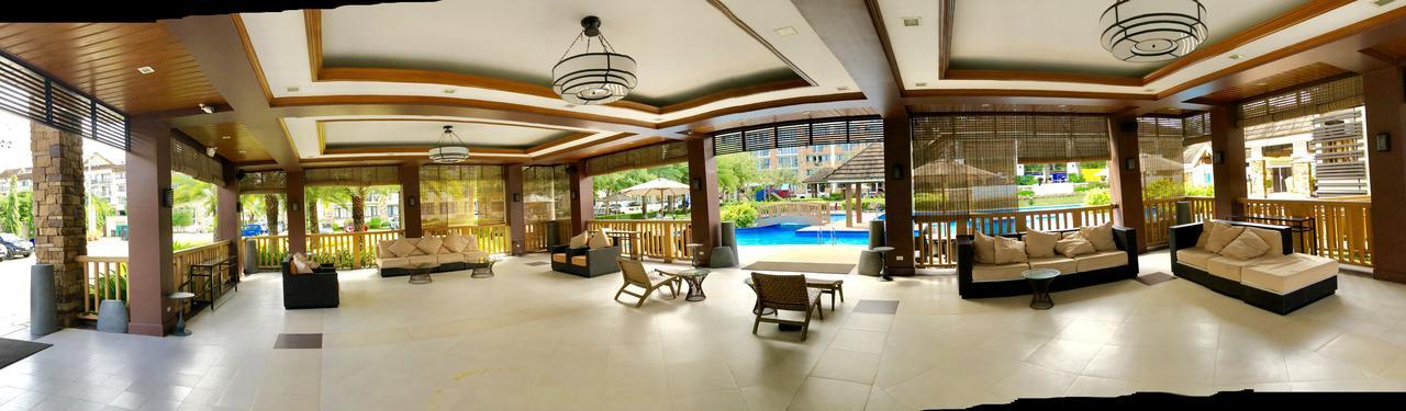 Bea's Space At One Oasis Condominium Apartment *