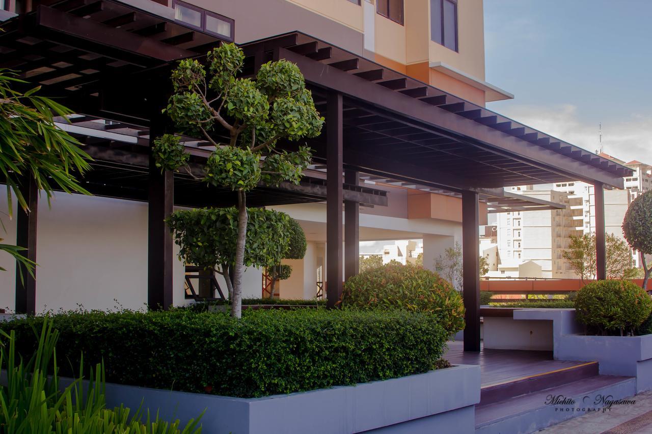 Mabolo Garden Flat A7 Near Ayala Mall Apartment *
