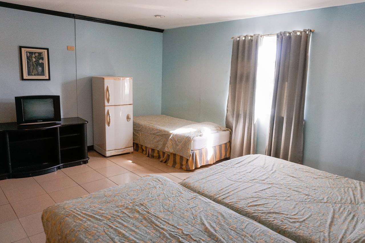 Hotel Crowne Garden 2*