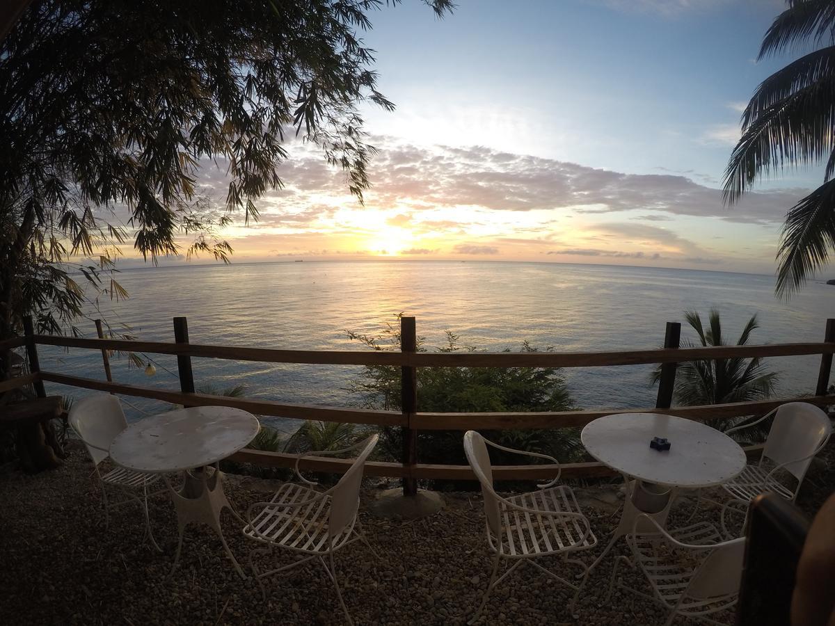 La Bella Beach House Cebu 2* Boljoon