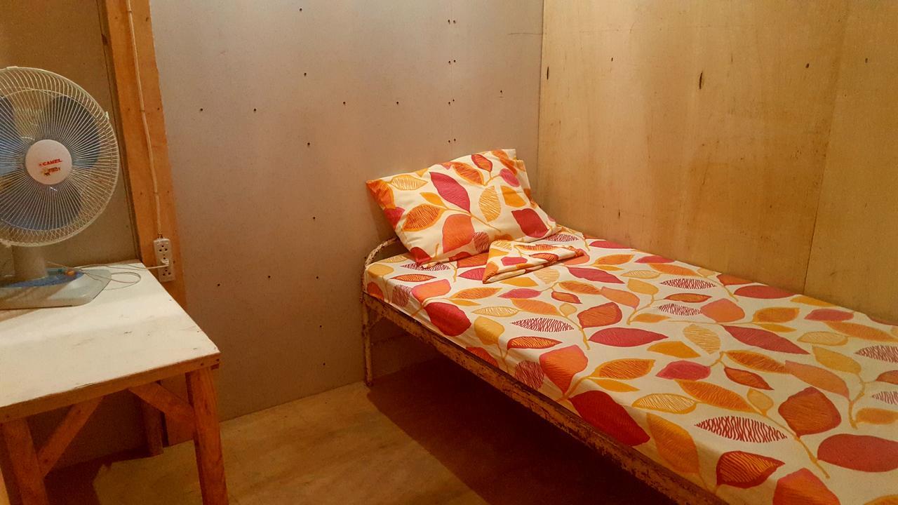 Babu Backpackers Hostel *