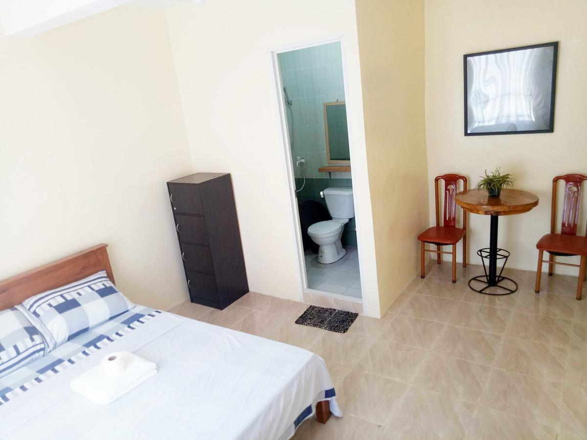 Bed & Breakfast R & D Island Santa Fe (Cebu)