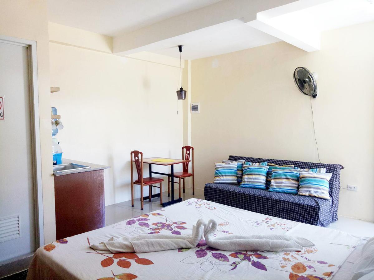 R & D Island Bed & Breakfast *