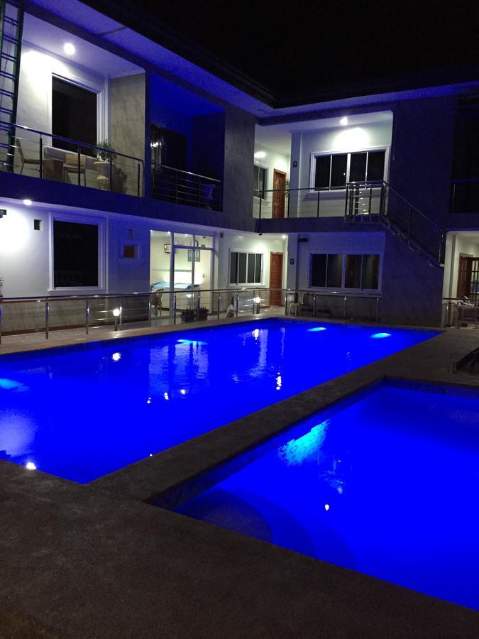 Ocean Breeze Resort