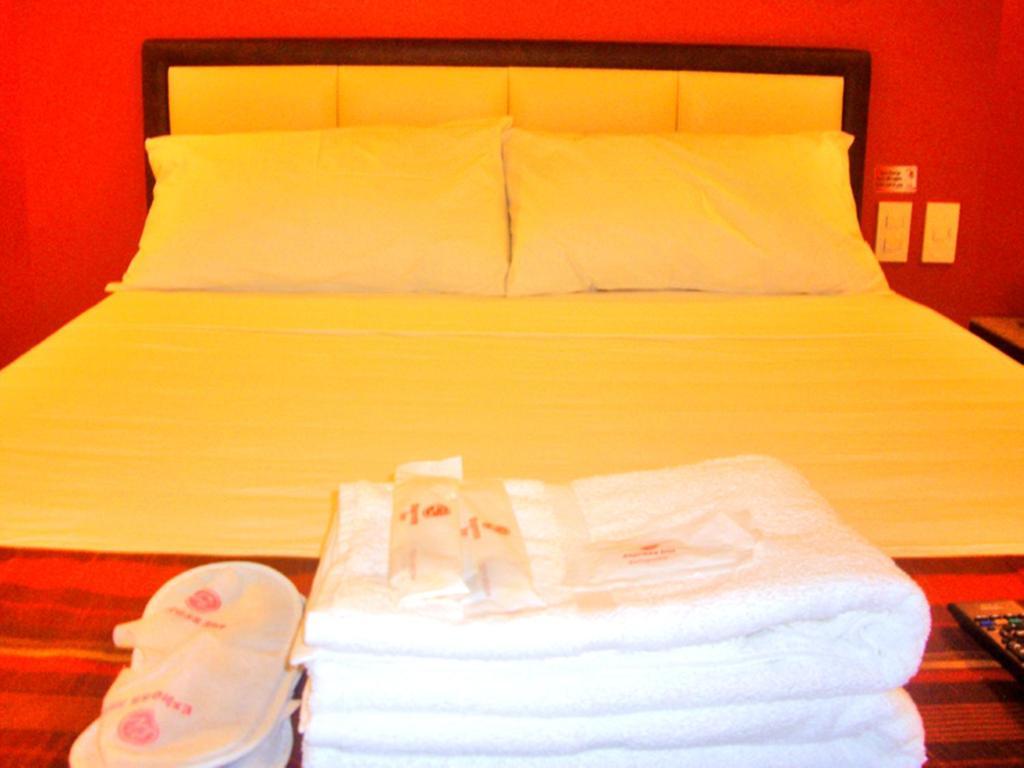 Express Mactan Inn 2*