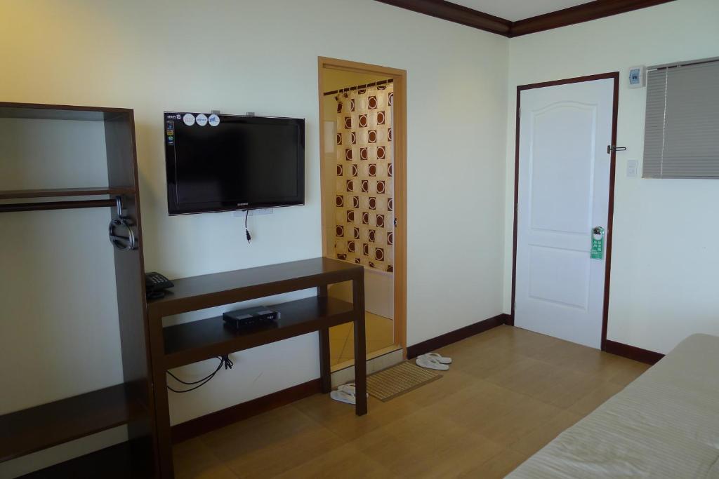 Bluefins Resort Lapu-Lapu City