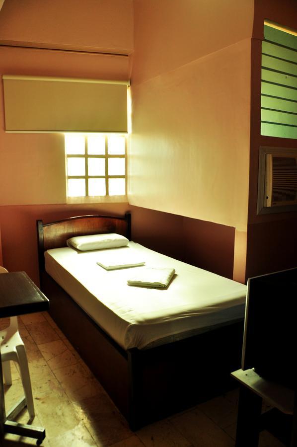 Gv - Hotel Talisay (Cebu)
