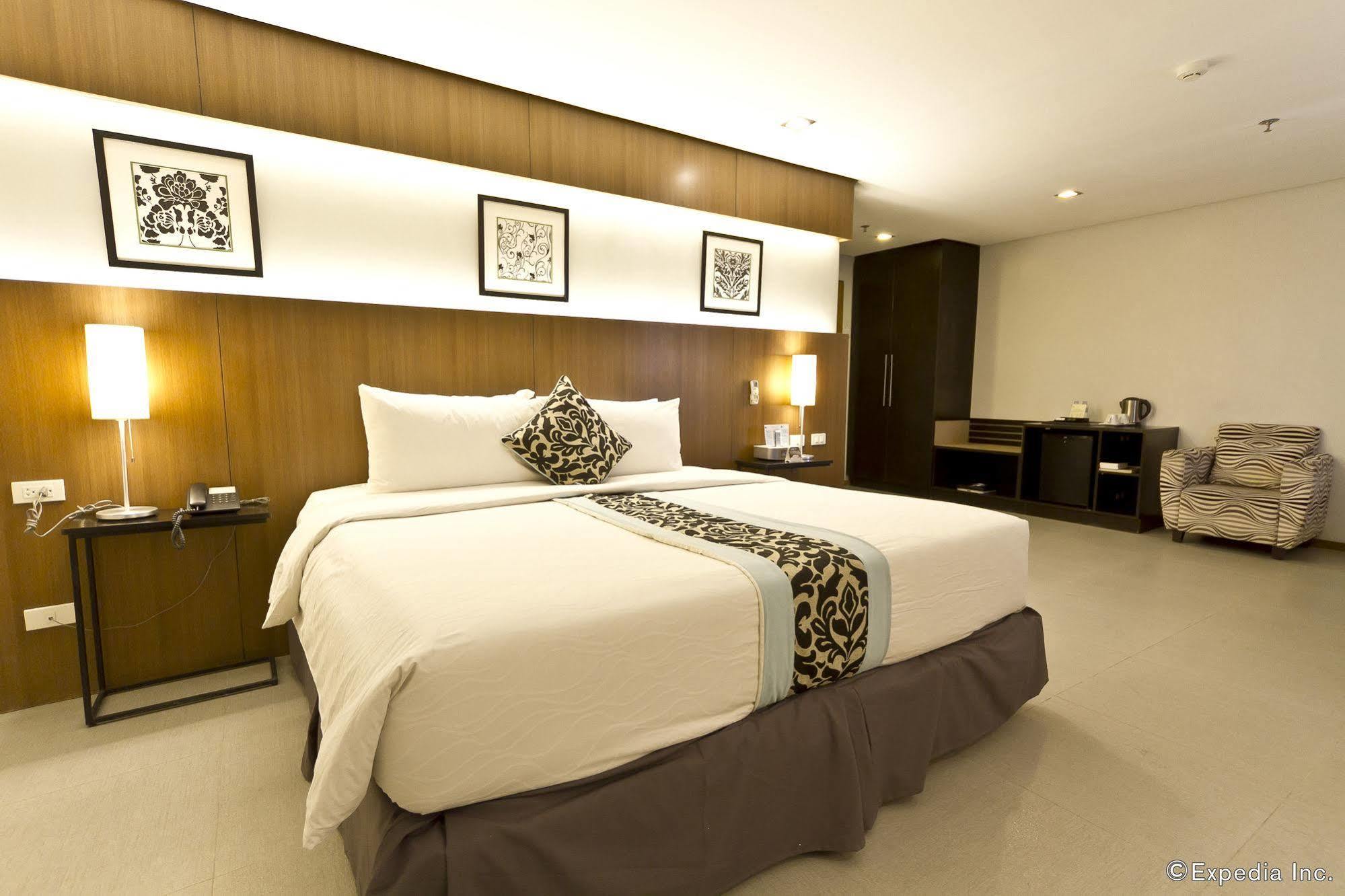 St Hotel