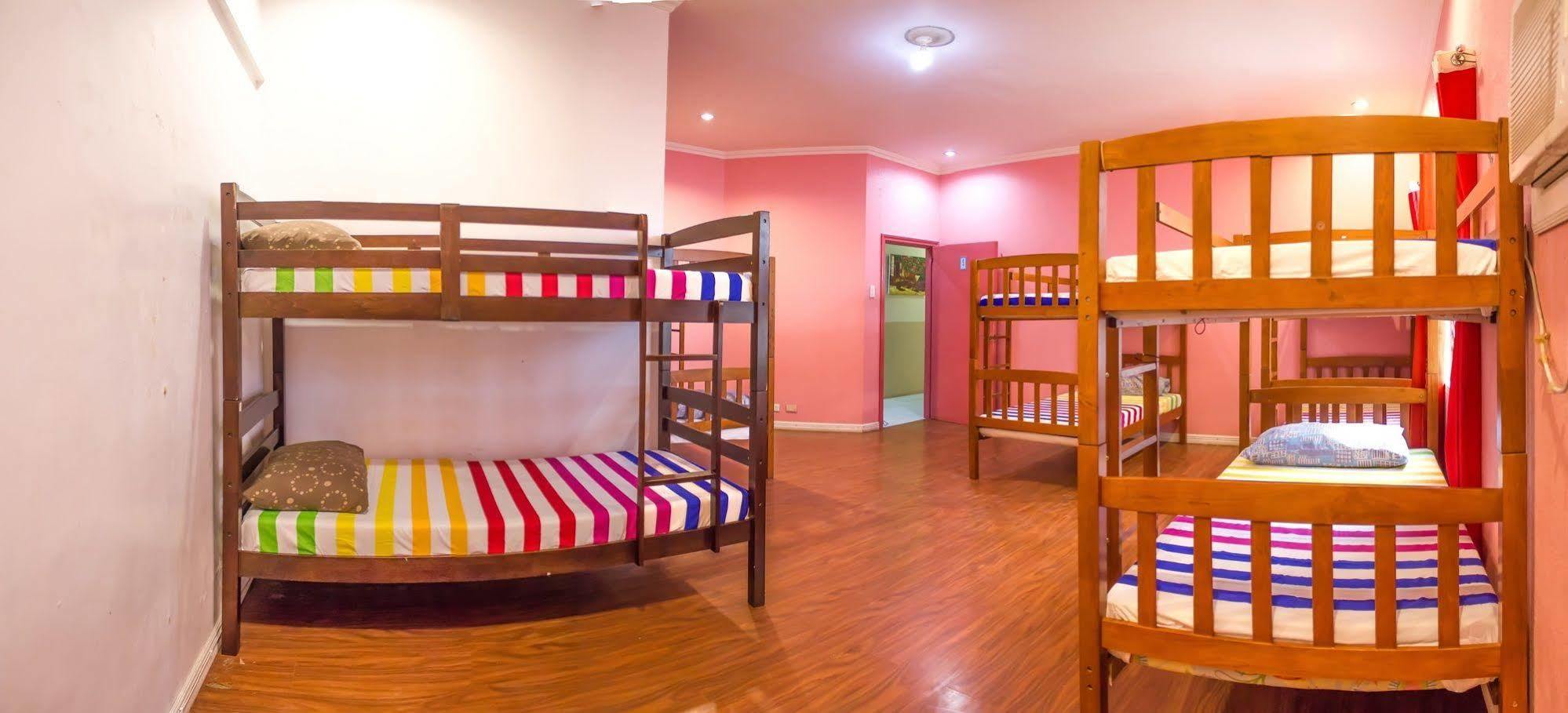 Le Village Hostel Cebu