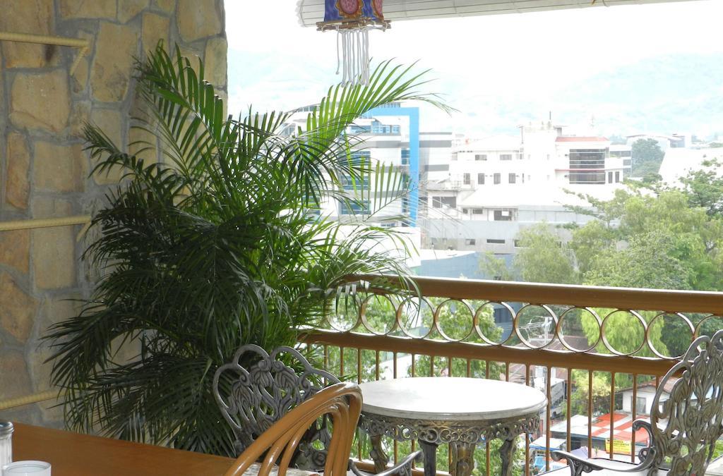 Fuente House 2* Cebu