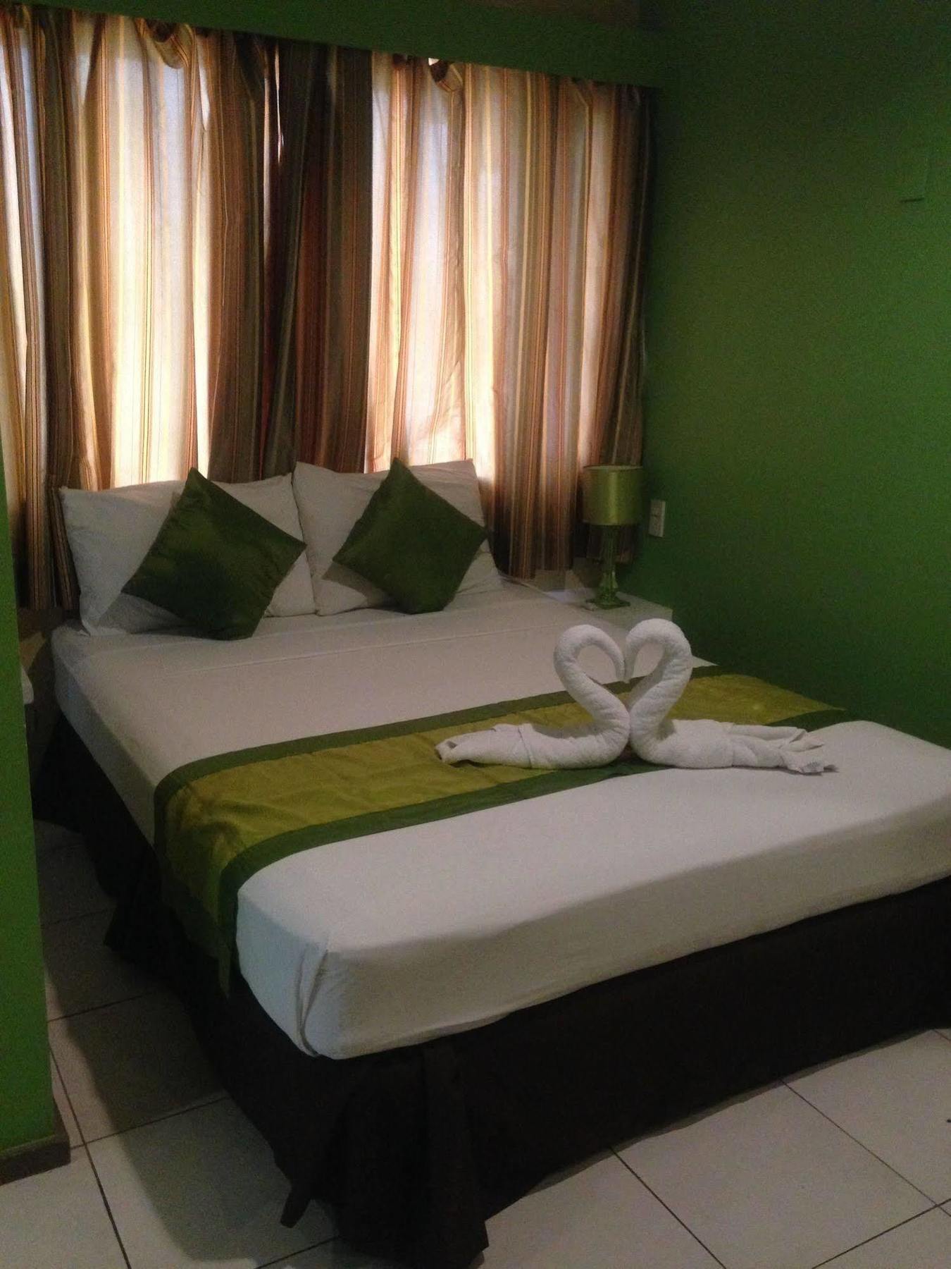 Hotel R Capitol Cebu