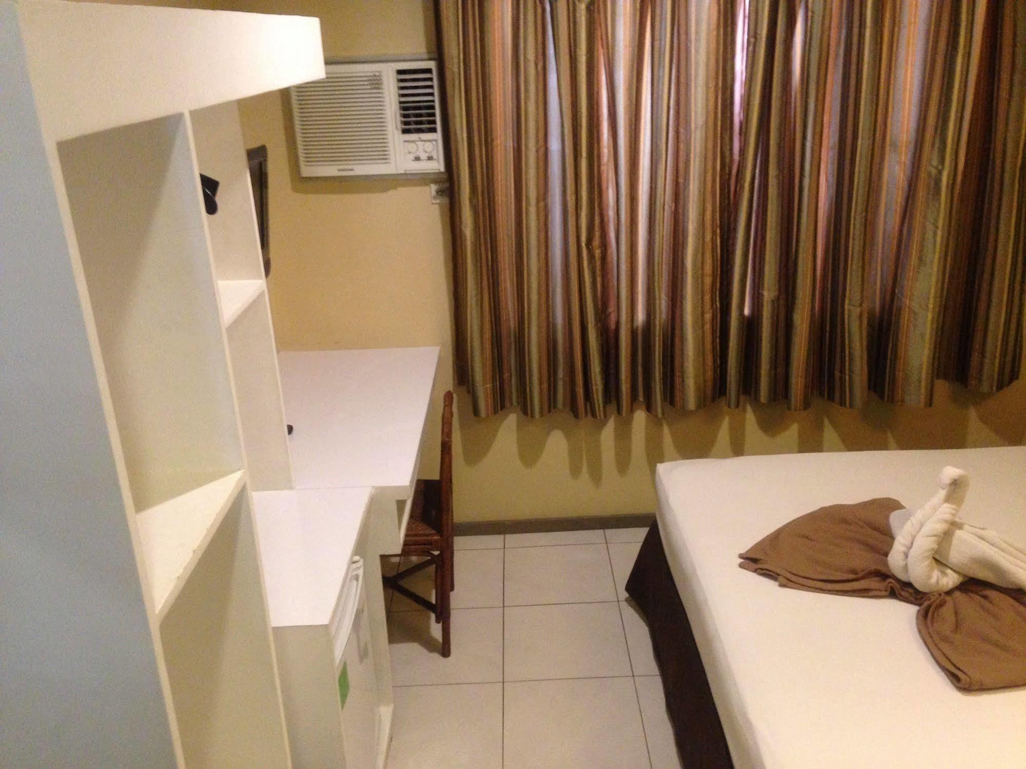 R Capitol Hotel Cebu