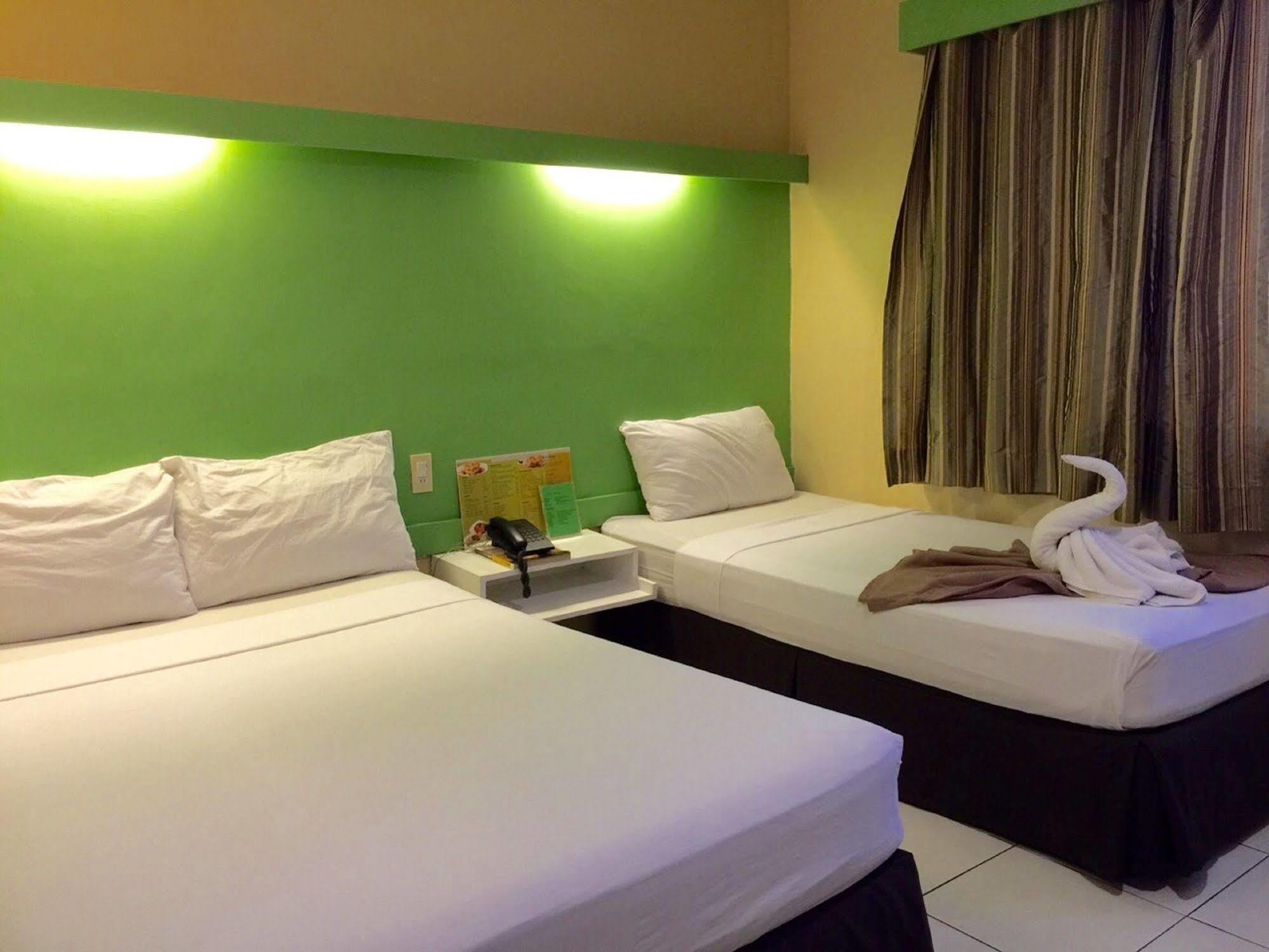 R Capitol Hotel Cebu