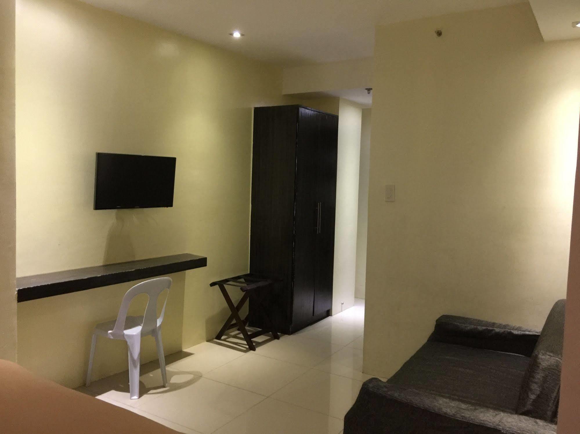 Hotel Canberry
