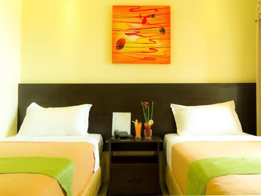 Canberry 2* Cebu