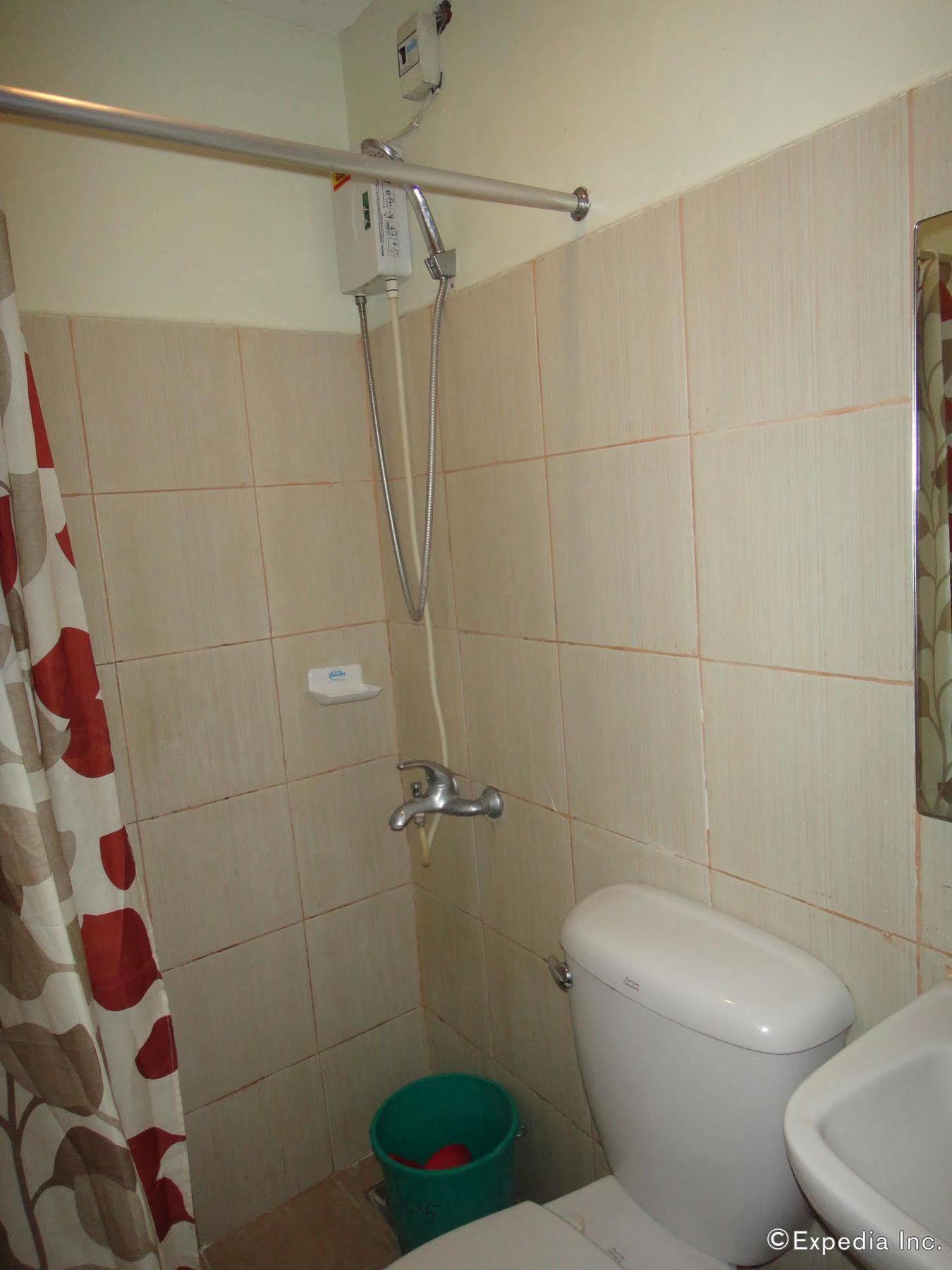 Hotel Skypark Pensionne 2*